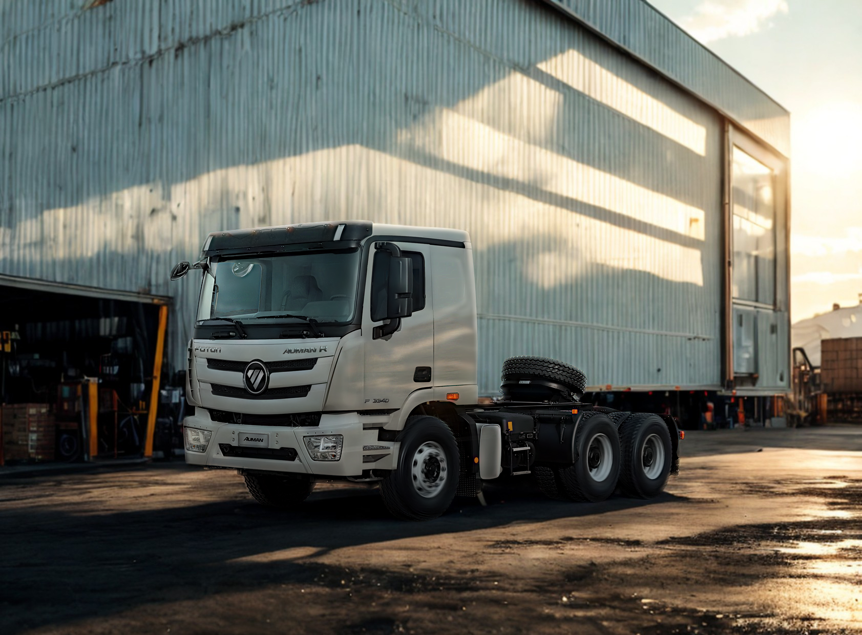 TRACTOR HEAD WITH DESIGN
